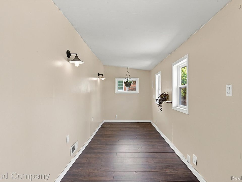 412 Chippewa St, photo 14