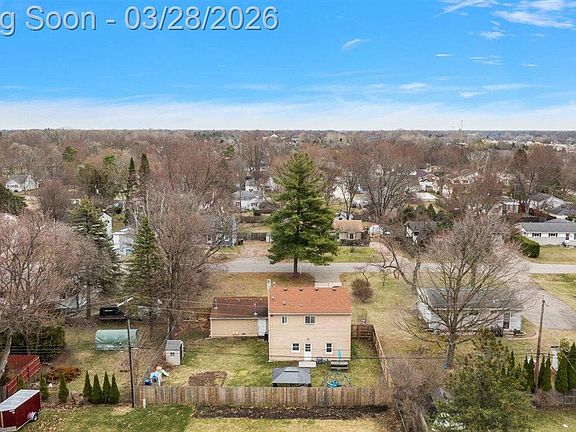 3rd image of 3570 Emmons Ave