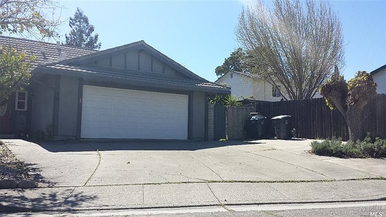 1st image of 349 Rockhurst Ct