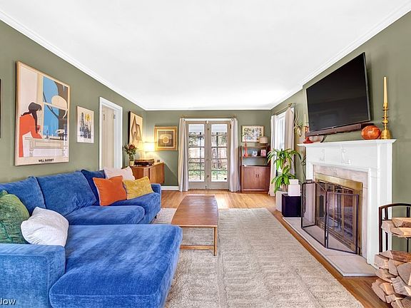 3rd image of 115 Grandin Rd