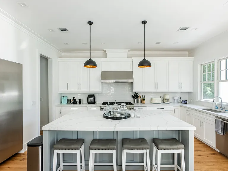 23 South St — Photo 12