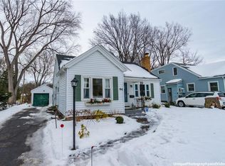 44 Shorewood Dr, Rochester, NY 14617