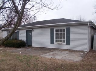 7901 Yankeetown Rd, Newburgh, IN 47630