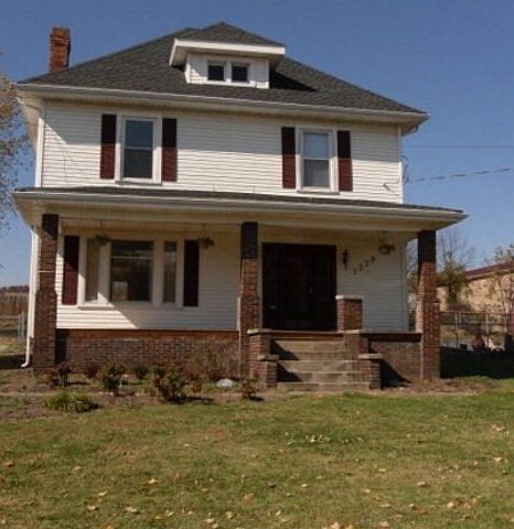 1st image of 1339 3rd St