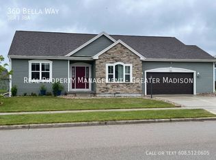 360 Bella Way, Sun Prairie, WI 53590