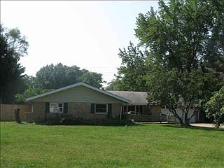 1st image of 4485 Douglas Dr