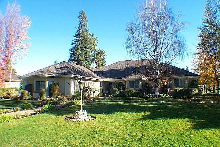 1st image of 19890 Greenview Dr