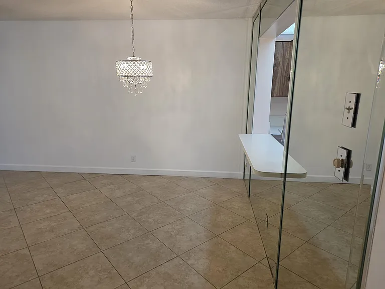170 SE 7th St #301 — Photo 21
