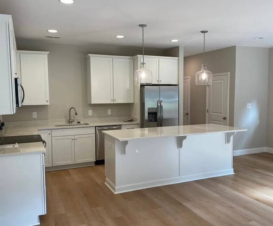 Building Photo - 7100 Dulaney Way