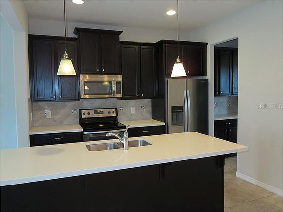 5th image of 8435 Lovett Ave