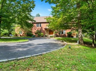62 E Springtown Rd, Washington Twp., NJ 07853