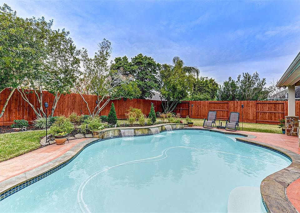 1st image of 26722 Canton Pass Ln