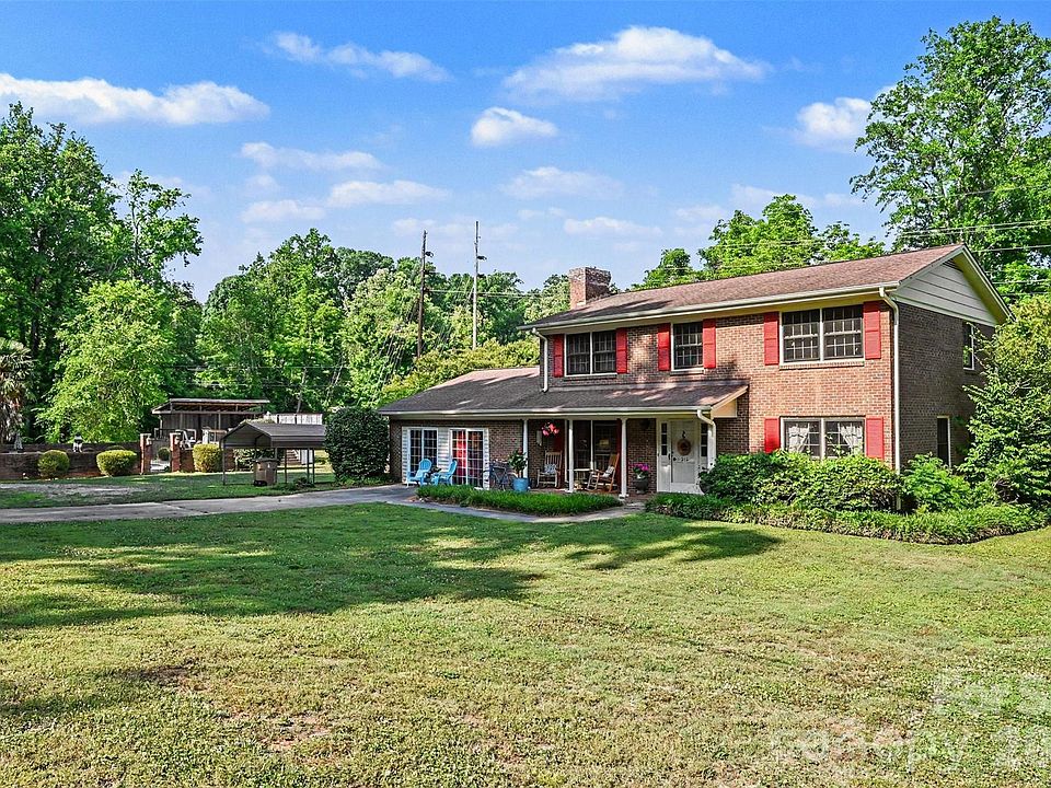 1st image of 312 Windsor Dr