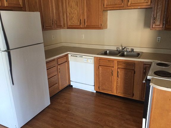 2nd image of 239 McDaniel Dr #7