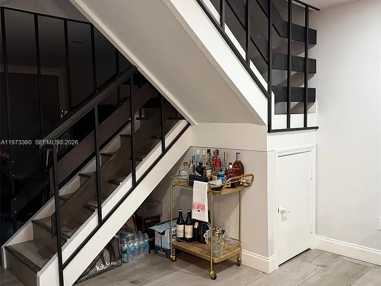 SW 102nd Pl — Photo 10