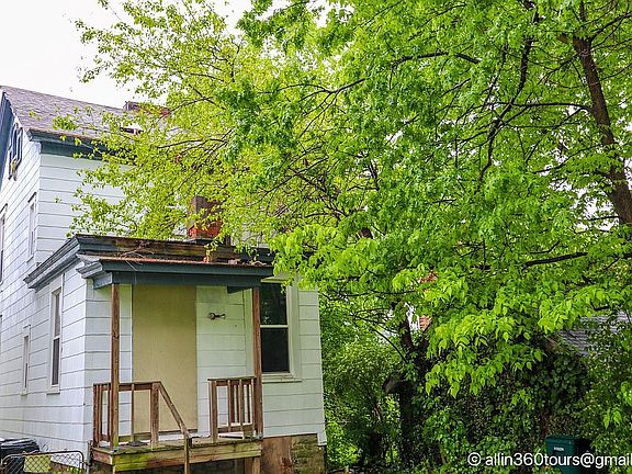 5th image of 1640 Brewster Ave