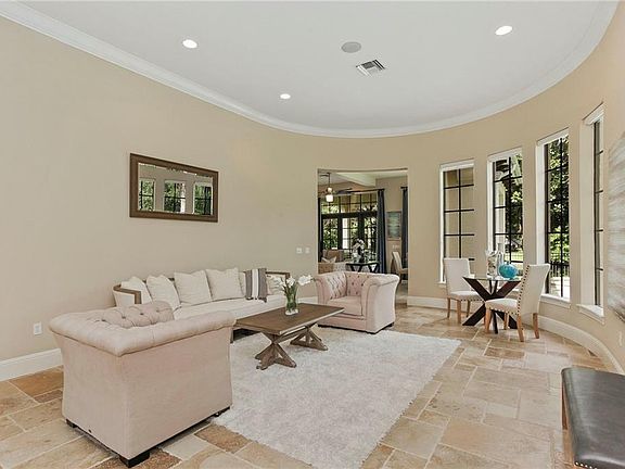 3rd image of 10272 Kensington Shore Dr