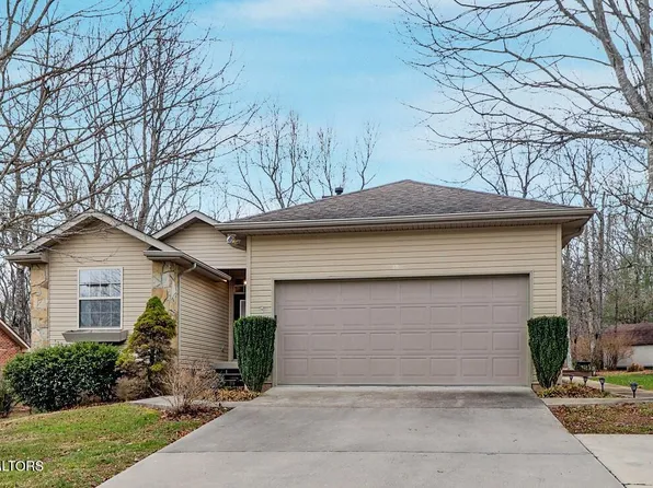 178 Snead Dr, Fairfield Glade, TN 38558