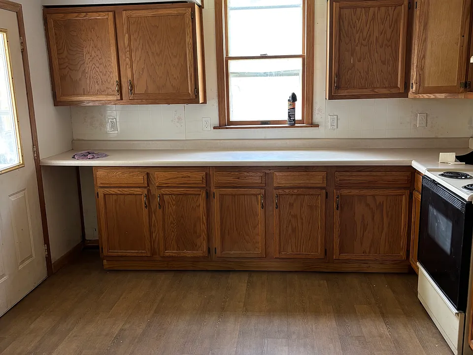 330 Kaufmann Ave