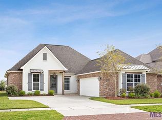 3122 Meadow Grove Ave, Zachary, LA 70791