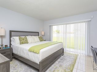 2500 NW 207th St #21, Miami Gardens, FL 33056