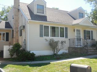 8 Nemic Ln, Whippany, NJ 07981