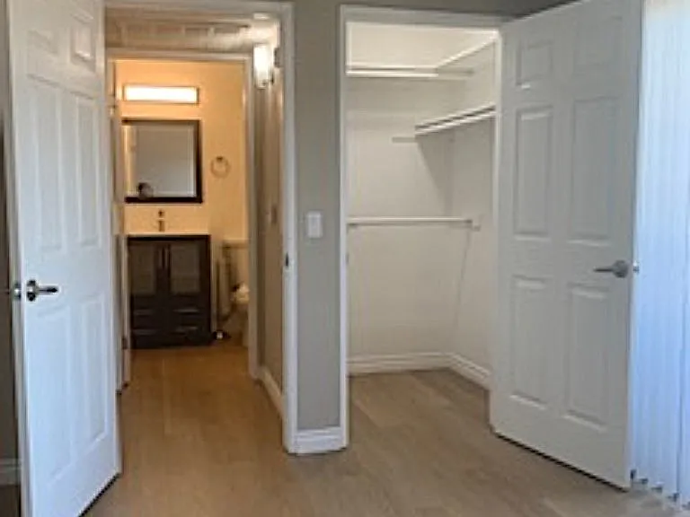 NoHo Village Apartments — Photo 24