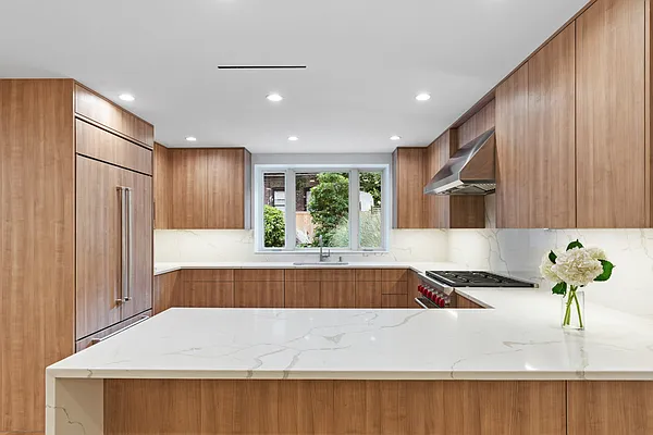 Rented by Compass | media 17