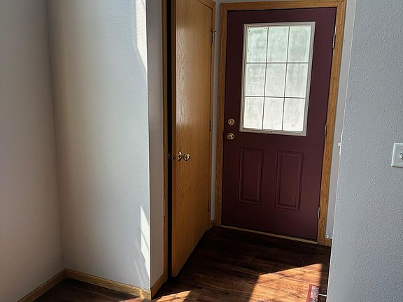 3rd image of 11429 16th St NE