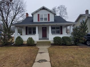 4690 Buckeye Rd, Emmaus, PA 18049