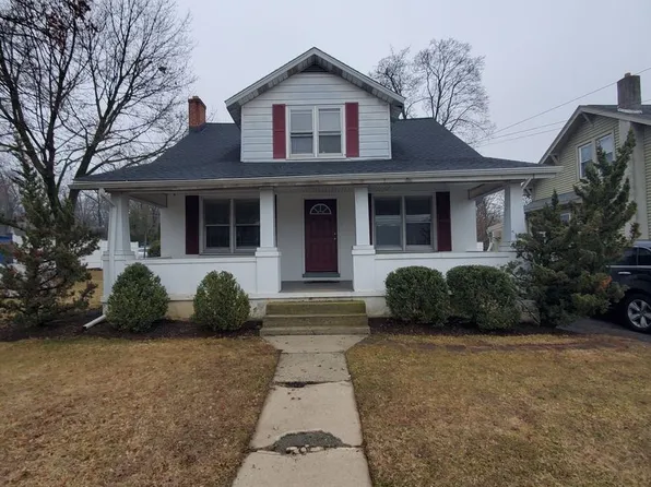 4690 Buckeye Rd, Emmaus, PA 18049