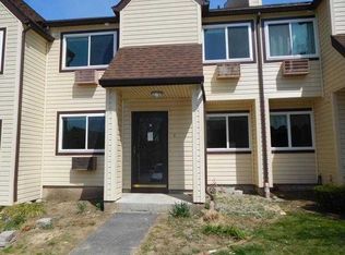 223 High St APT C, Westerly, RI 02891
