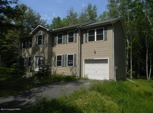 105 Susan Ln, Stroudsburg, PA
