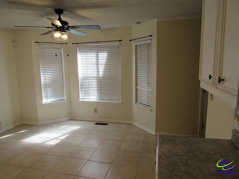 100 Sunchase Ct — Photo 7
