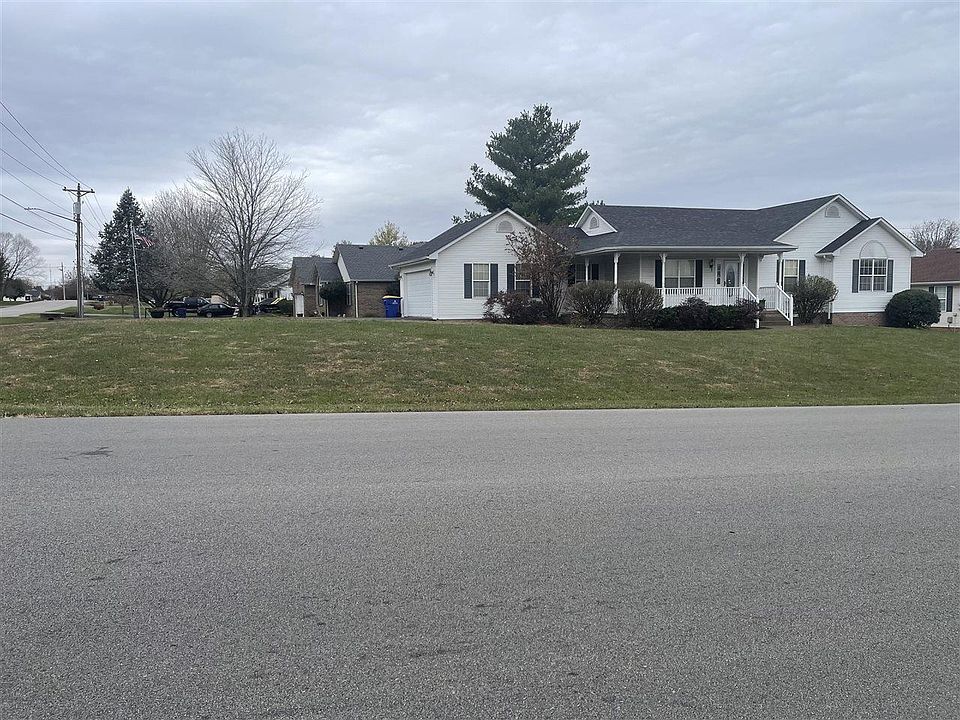 1st image of 318 Brookshore Ave