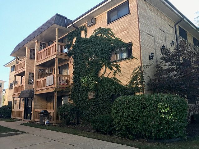 1st image of 8427 W Bryn Mawr Ave #2SE