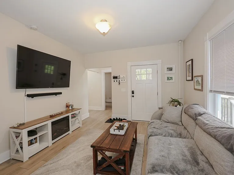 749 Central Ave — Photo 19