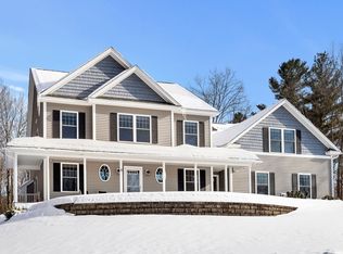 5 Senter Farm Rd, Hudson, NH 03051