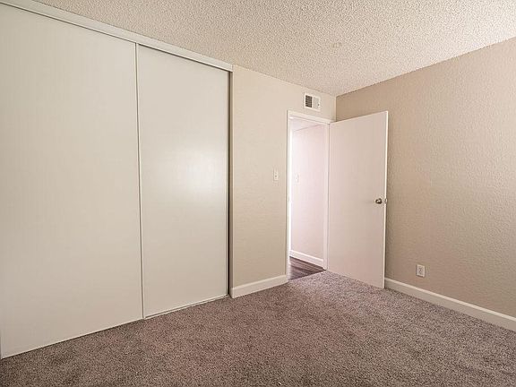 5th image of 812 Beelard Dr #856