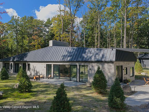 4th image of 112 Mill Road