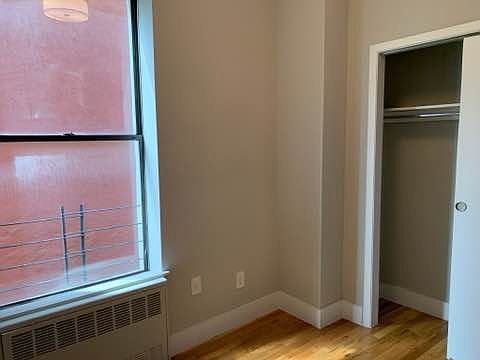 2nd image of 216 E 118th St #5