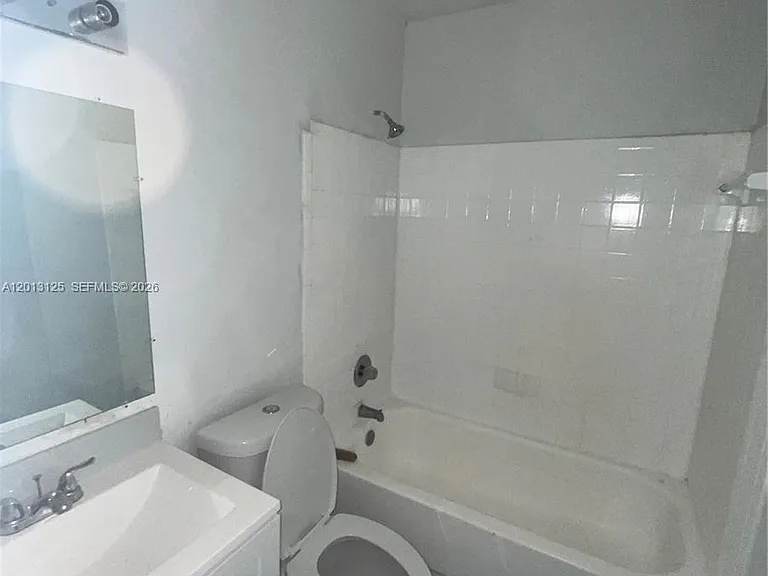 18182 NW 41st Pl #0 — Photo 5