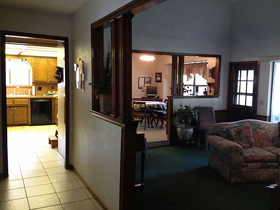 Front Entry View/Living