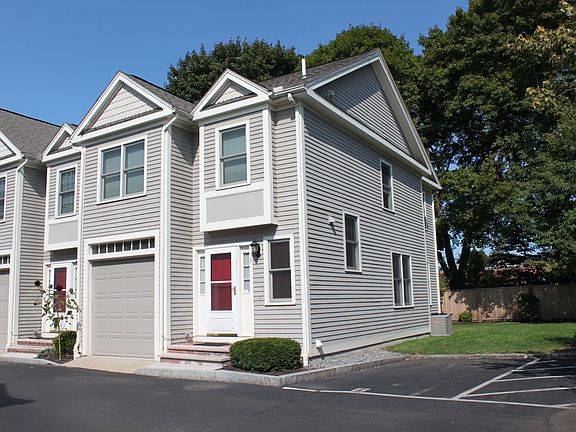 201 Main St. Unit 6