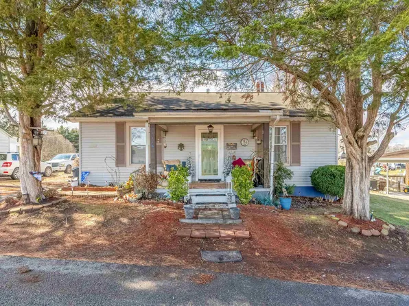 175 Lahue Dr, Wytheville, VA 24382