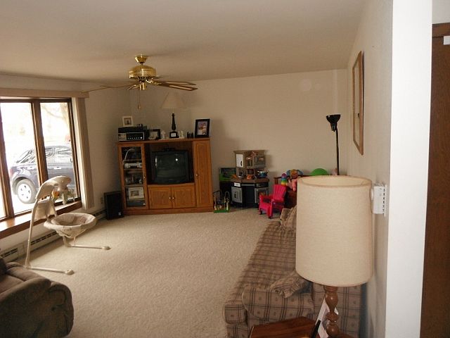 1st image of 515 W Vanaltena Ave