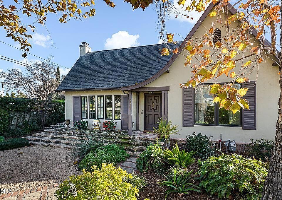 1st image of 3364 Yorkshire Rd