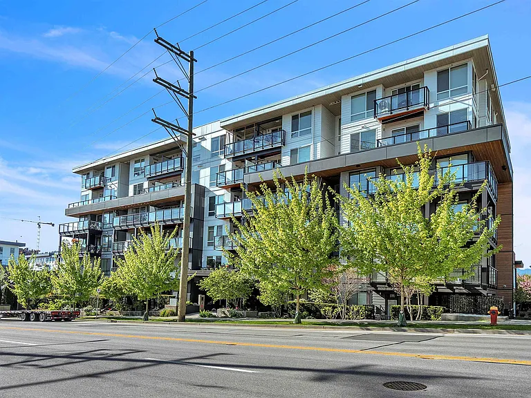707 Como Lake Ave #212 — Photo 32