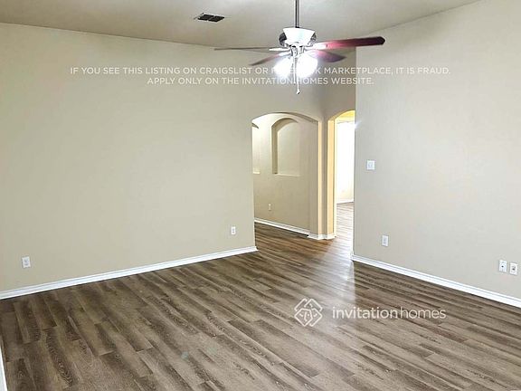 3rd image of 4968 Galley Cir