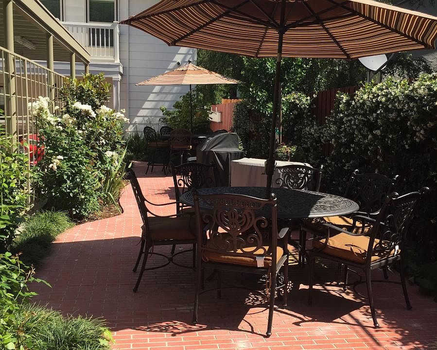 Patio w/Tables & BBQ